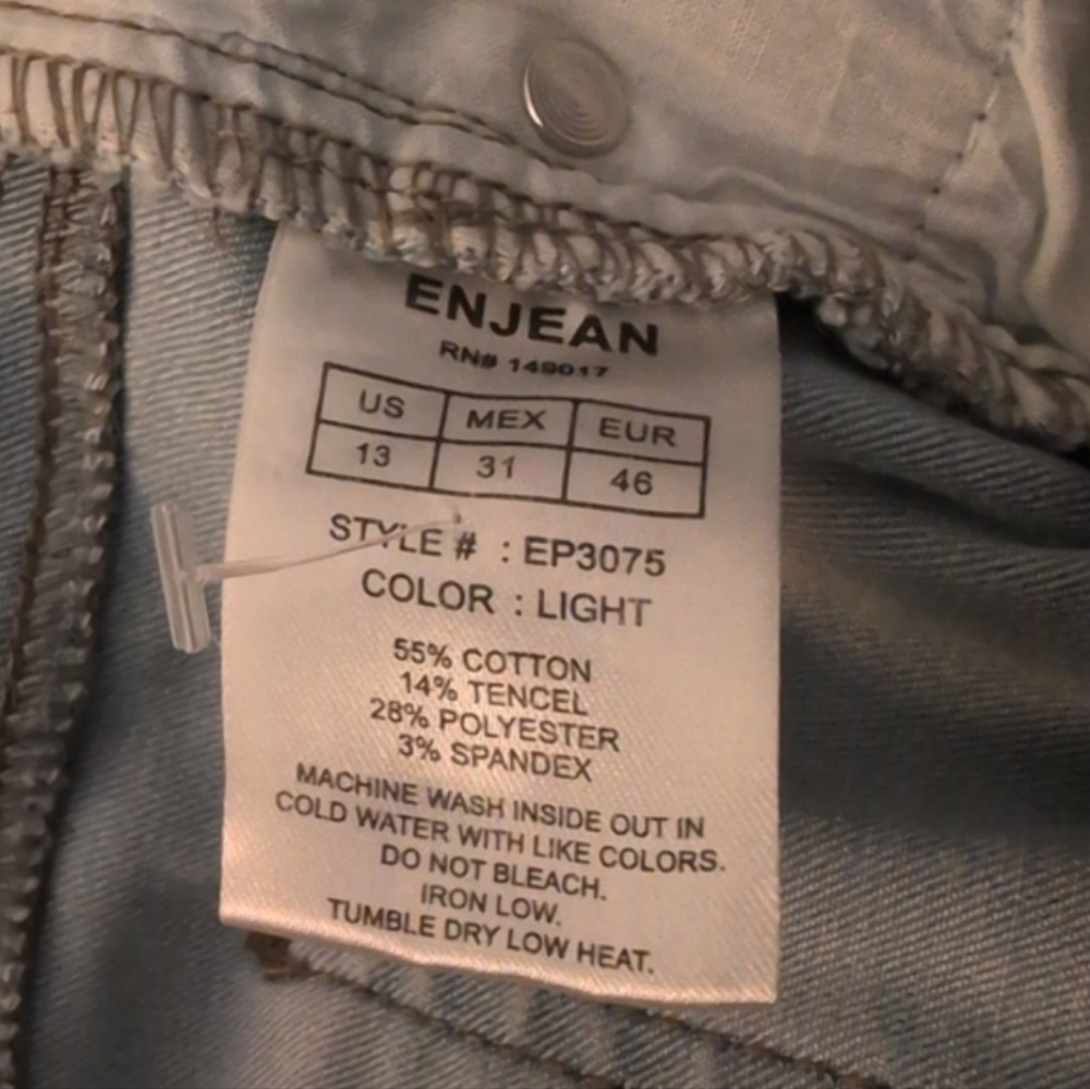Enjean Destructed High Rise Ankle Skinny Jeans - Picture 7 of 9